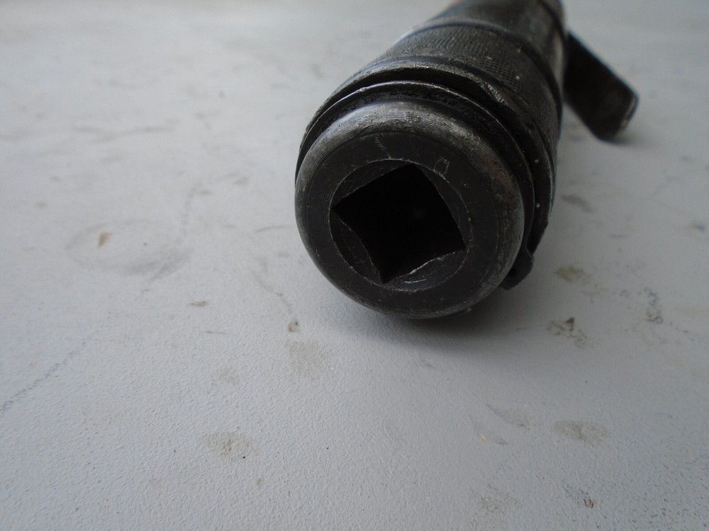 Sioux Tools 5264 Air Needle Scaler / Chisel