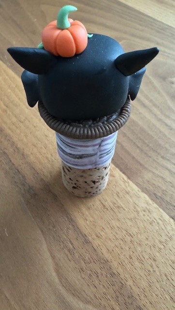 New Beautiful Bat Halloween Decorated Cork