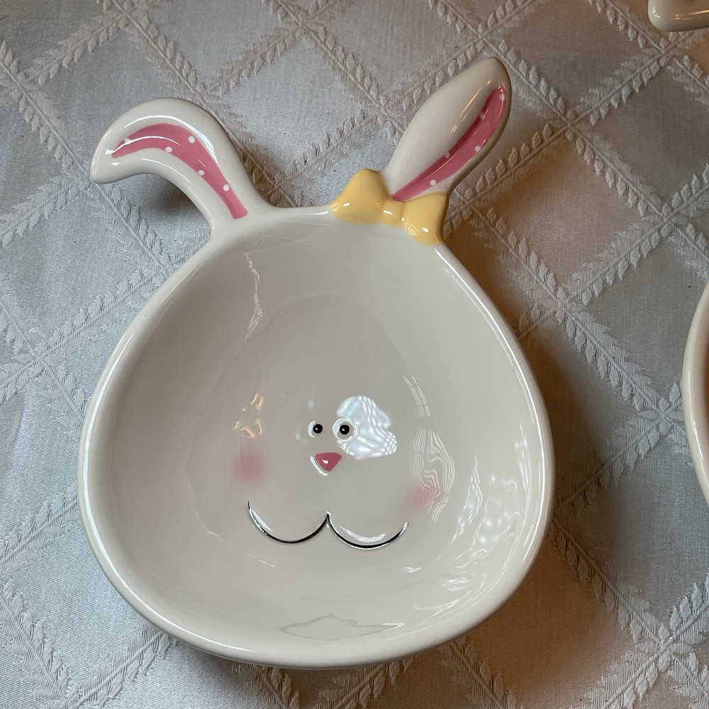 Blossoms & Blooms Set of 3 Ceramic Bunny Rabbit Nesting Serving Bowls EASTER