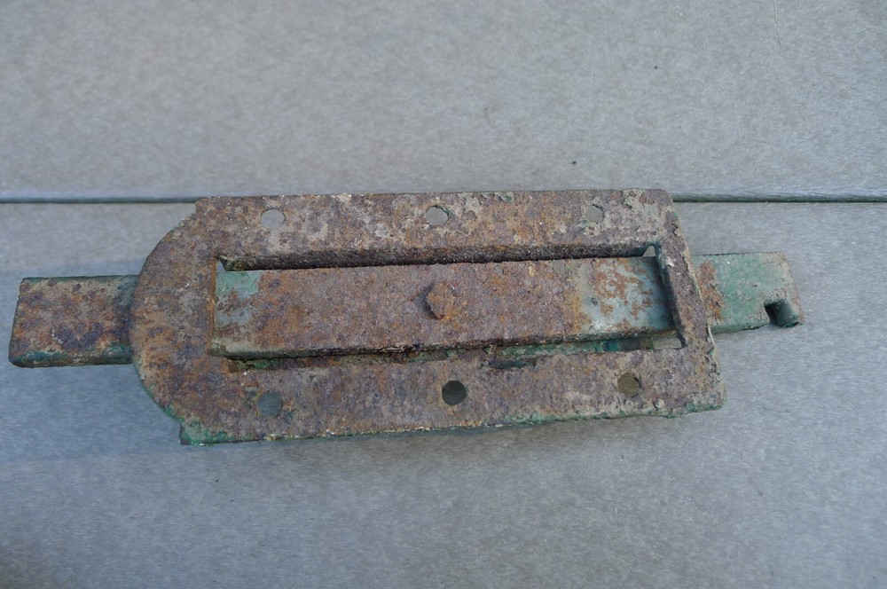 ANTIQUE CAST IRON SHUTTER SLIDE LATCH, SLIDE PART