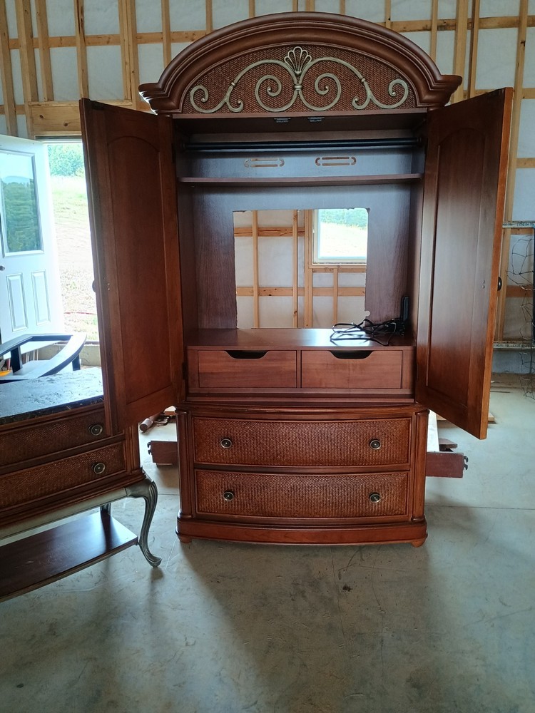 Human Bedroom Set