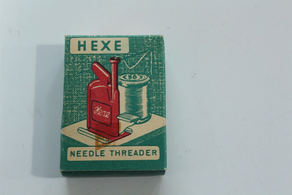 Vintage Hexe Automatic Needle Threader In Original Box