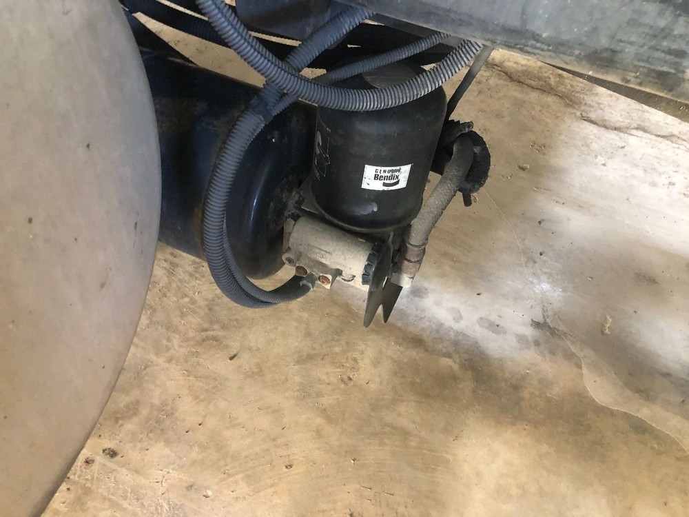 Bendix AD-IS Air Dryer - Used
