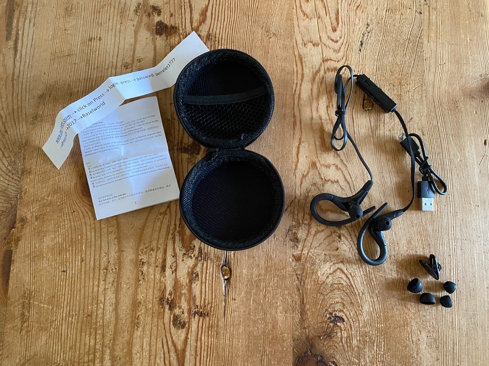Perrelet - Headphones With Case