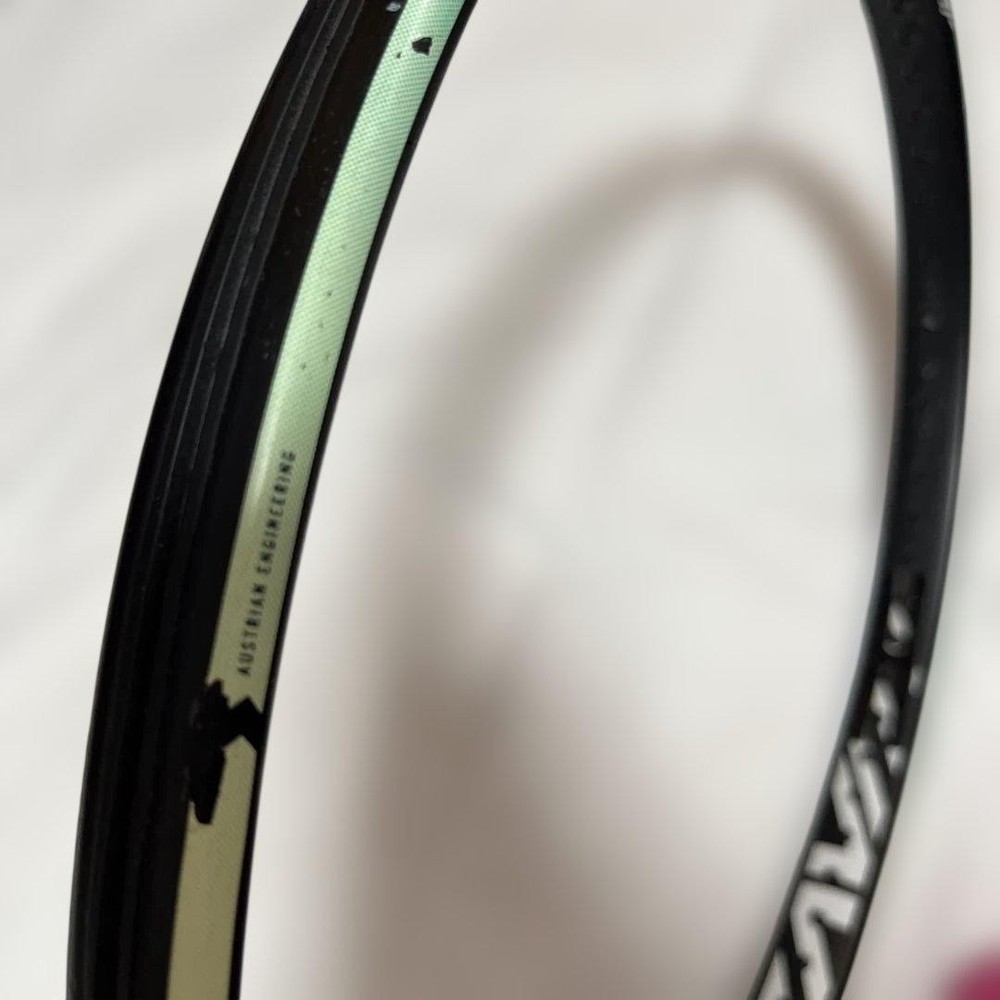 GRAVITY MP Tennis Racket