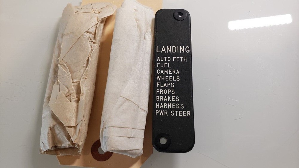 NORTHROP GRUMMAN COCK PANEL ASSY 134AVP20906-401 1560-00-560-2421