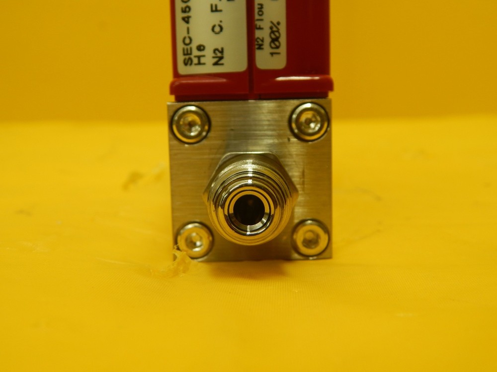STEC SEC-4500MO Mass Flow Controller SEC-4500M 10 SLM He Working Surplus