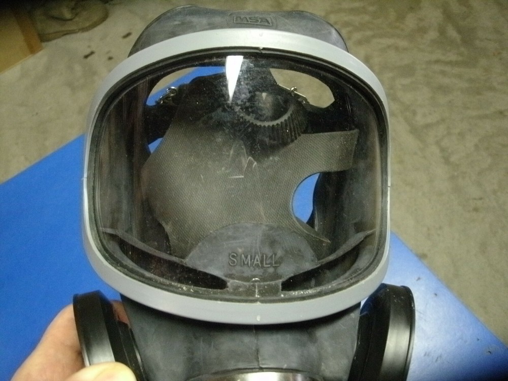 MSA ULRA TWIN RESPIRATOR GAS MASK