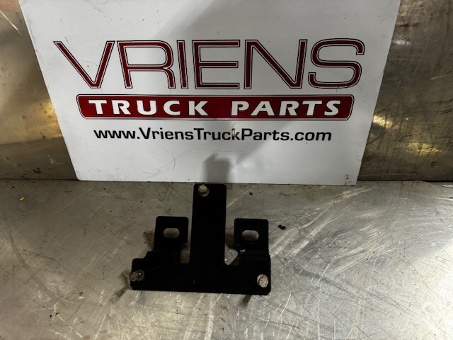 KENWORTH BRACKET-DOSING CONTROL UNIT M11-2365