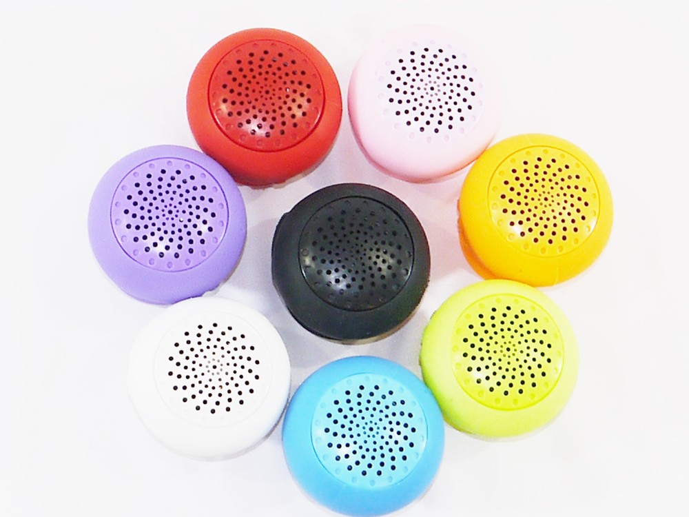 Universal Wireless Bluetooth Speaker With Mic & Suction Cup Rechargeable Battery