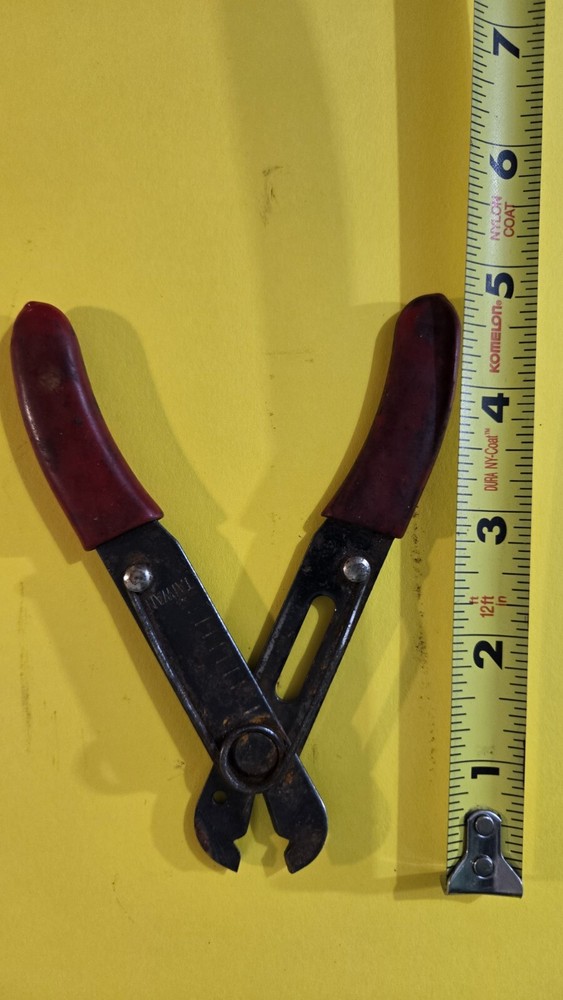 Multi-Function Wire Stripping & Cutting Pliers – Electrical Hand Tool Stripper