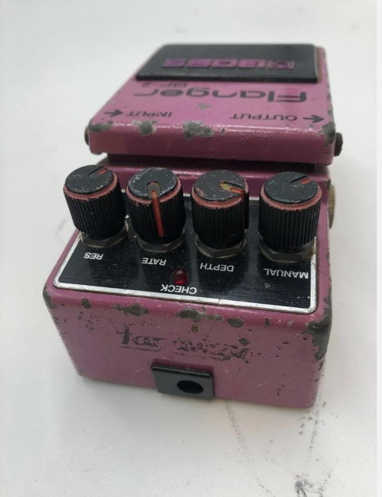 BOSS BF-2 silver screw 910143