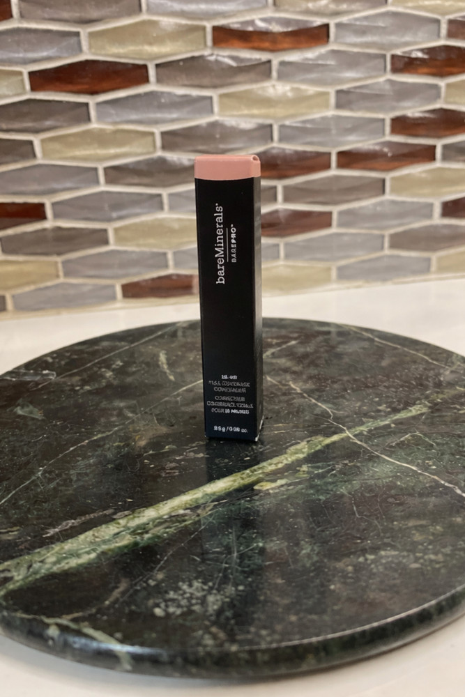 BareMinerals BarePRO 16 HR Full Coverage Concealer Medium Neutral NEW