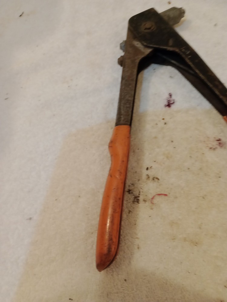 Vintage Rivet Gun good working order