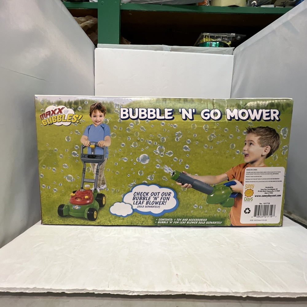 Maxx Bubbles Bubble-N-Go Toy Mower with Refill Solution NIB