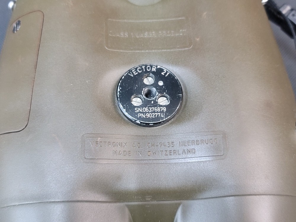 Vectronix Vector 21 Military Laser Range finding Binoculars USMC