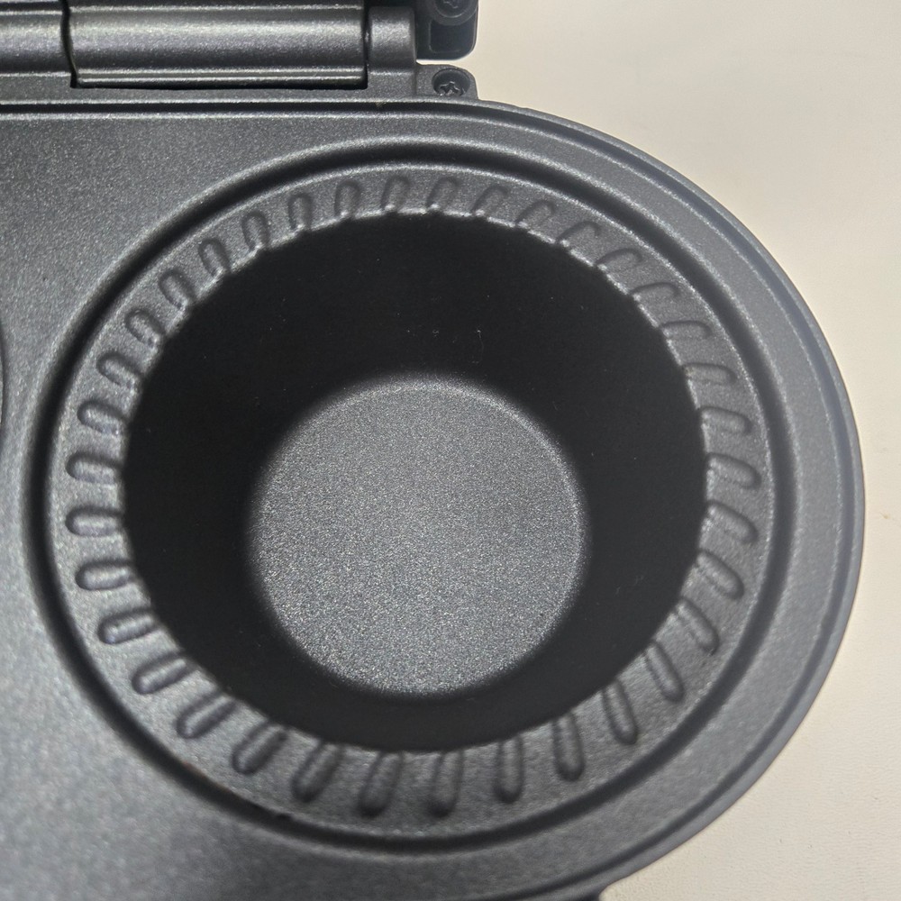 Wolfgang Puck BPM00020 Pie Maker Working