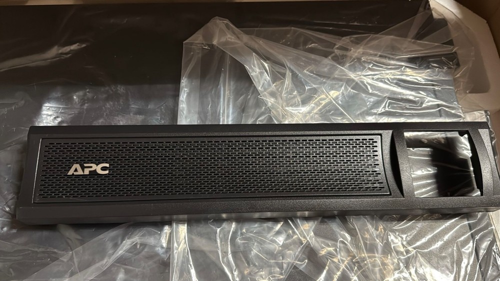 APC Smart-UPS X 2000 1920VA SMX2KR2UNCX145 - NEW Open Box