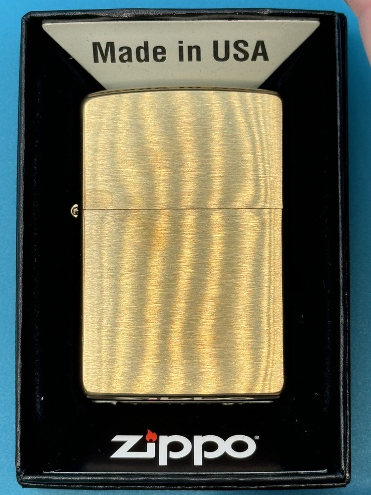 2019 Brushed Brass Zippo Lighter NEW