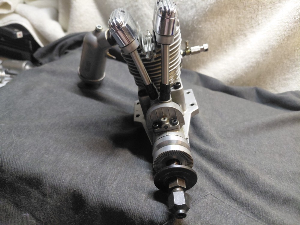 SAITO FA-220 36.02cc ? READ DESCRIPTION !