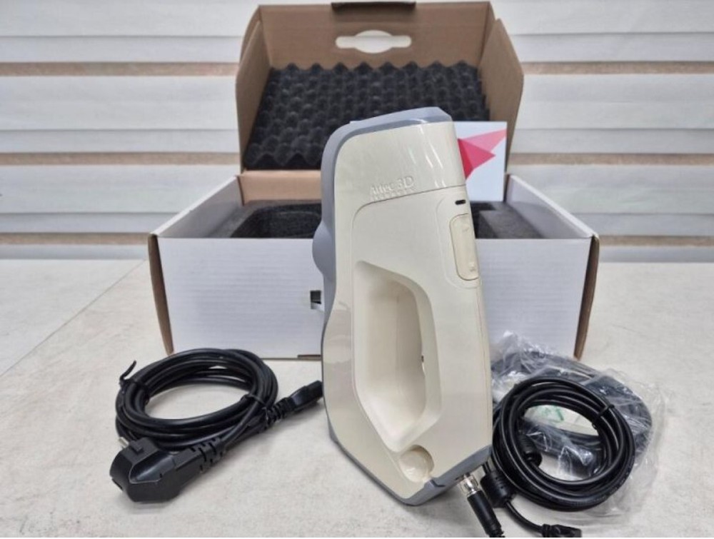 Artec 3D Eva-M Handheld 3D Scanner [#B250429]