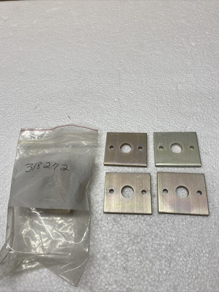 FOUR Evinrude Johnson  Square Mounting Plates   318272   BB-422