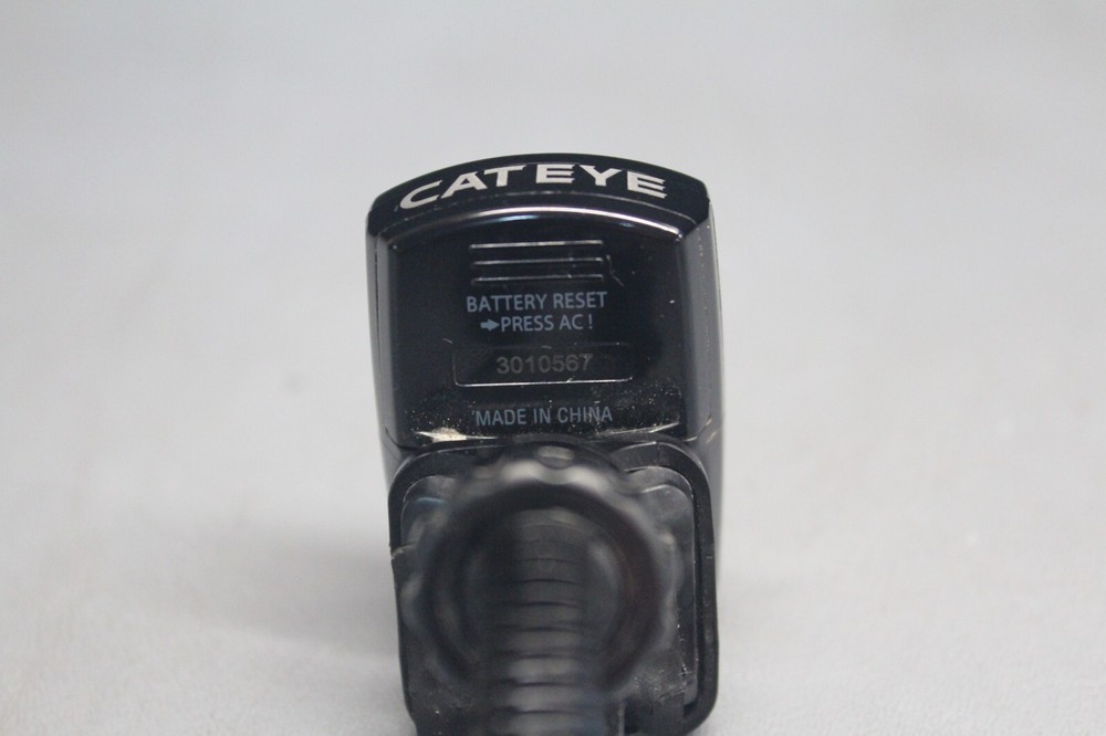 Cateye Strada CC-RD420DW *USED*