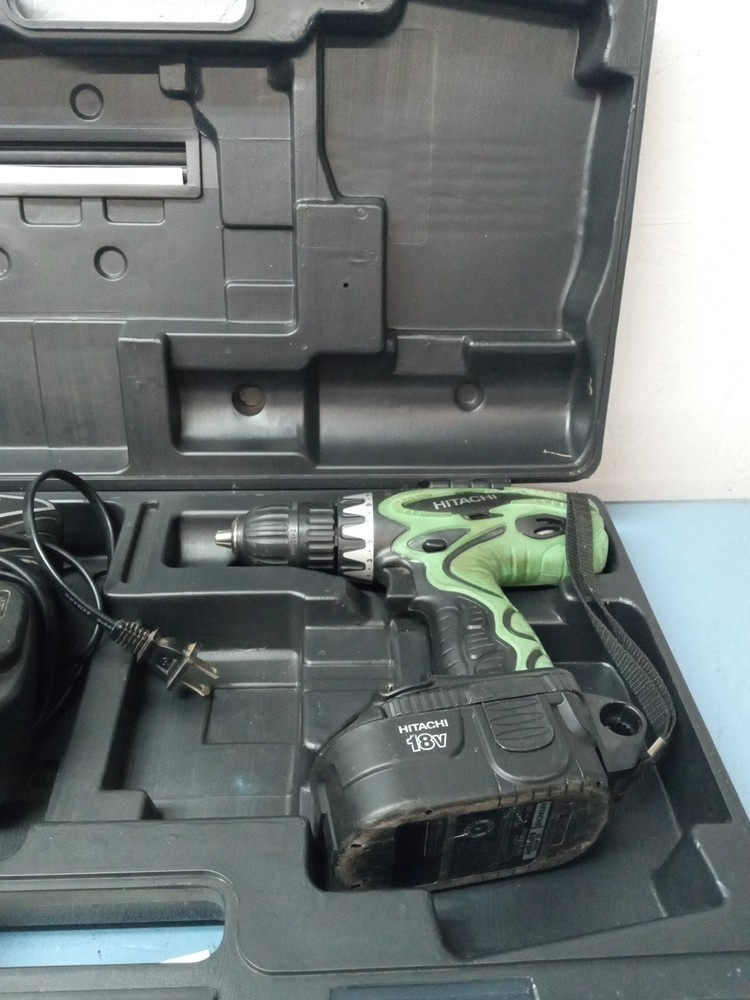 Hitachi 18V Drill Combo Kit In Case (LL)