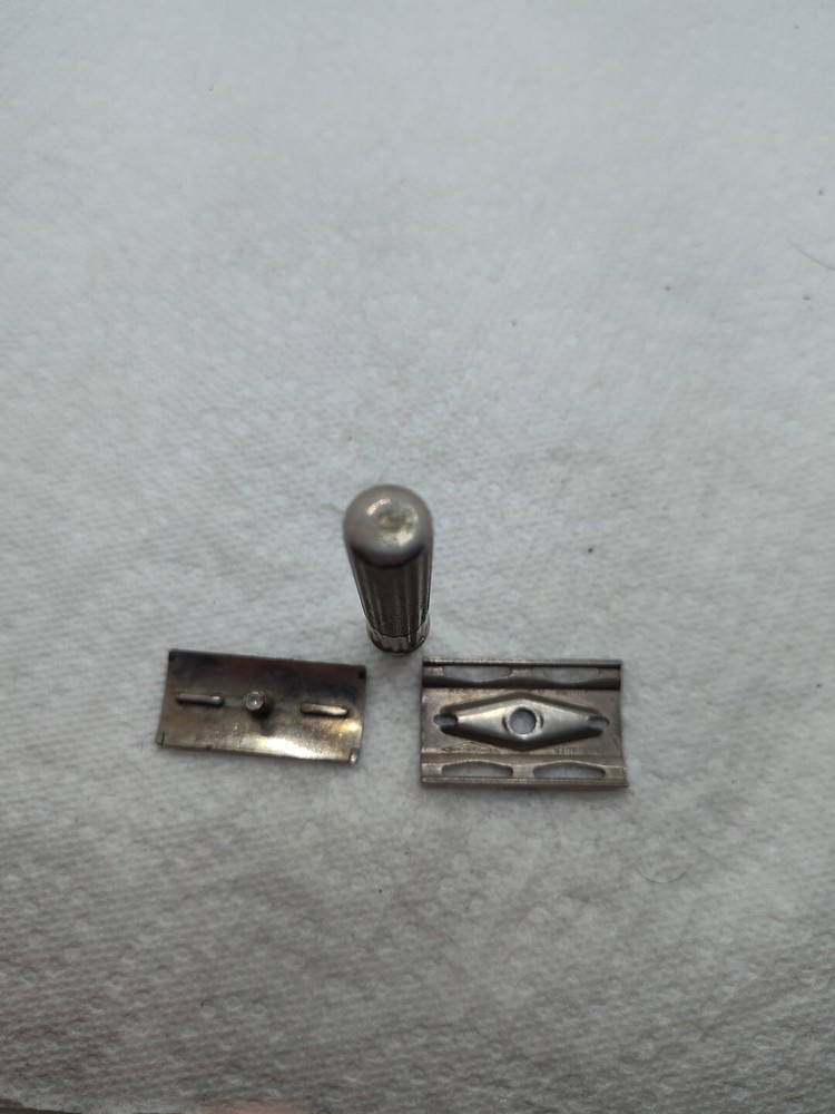 Vintage Original 1940's Gillette Tech Razor No Date Code