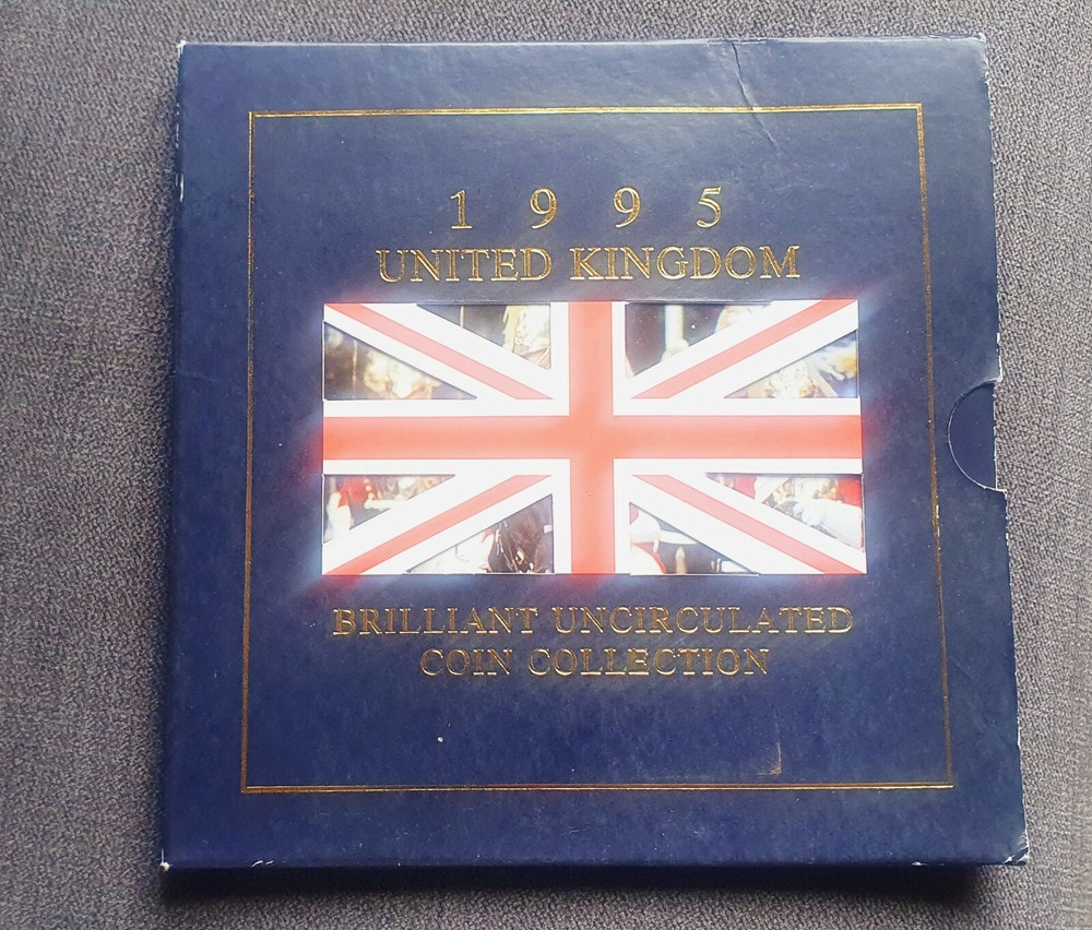 BUNDLE OF BRITISH COINS