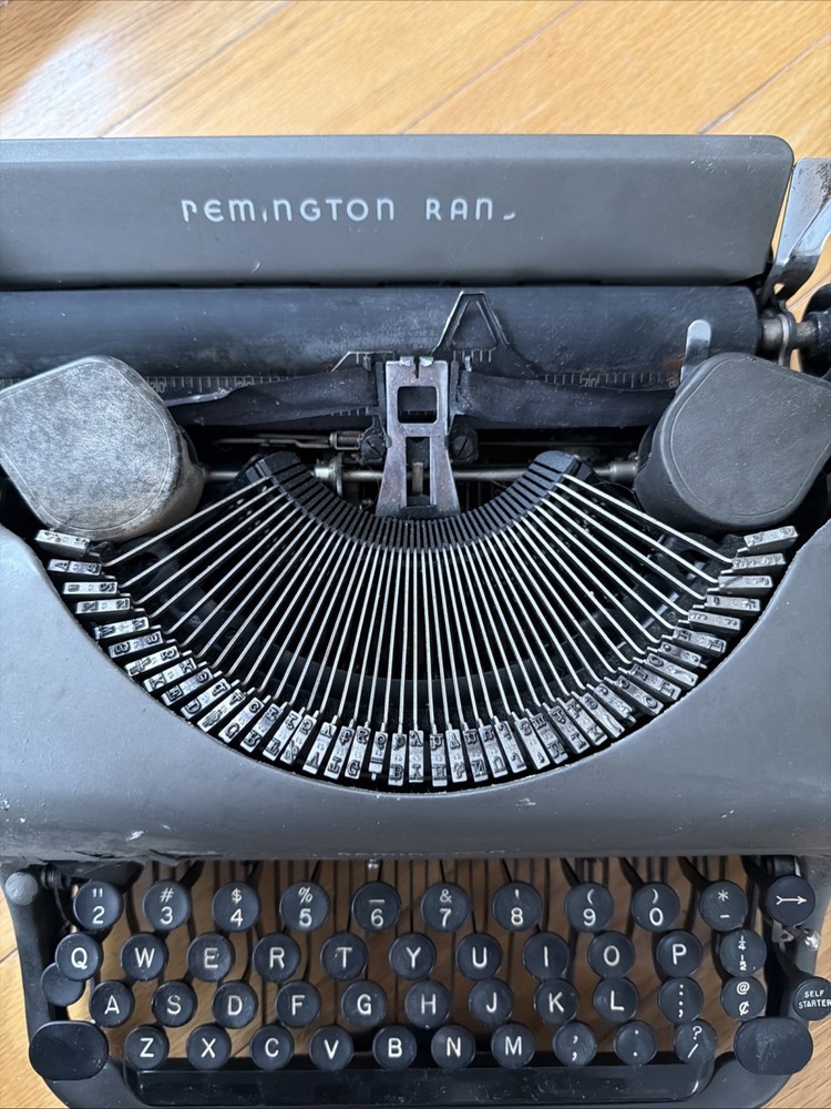 Remington Rand 1940s Typewriter