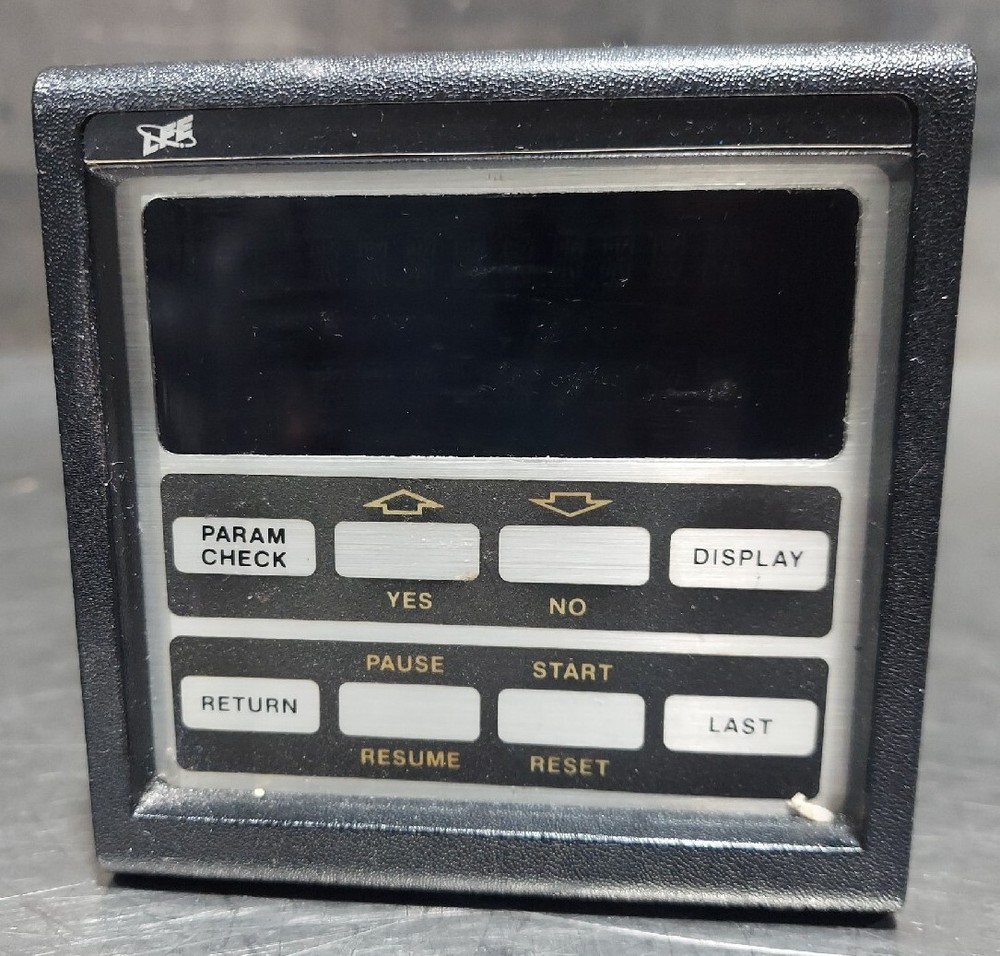 LFE Model 2012 Process Microprocess Controller