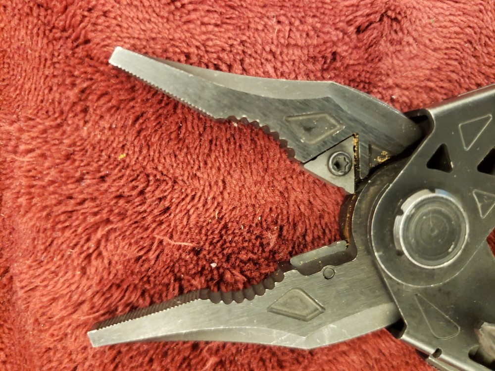 🔪🔪 Gerber Center-Drive Multi-Tool