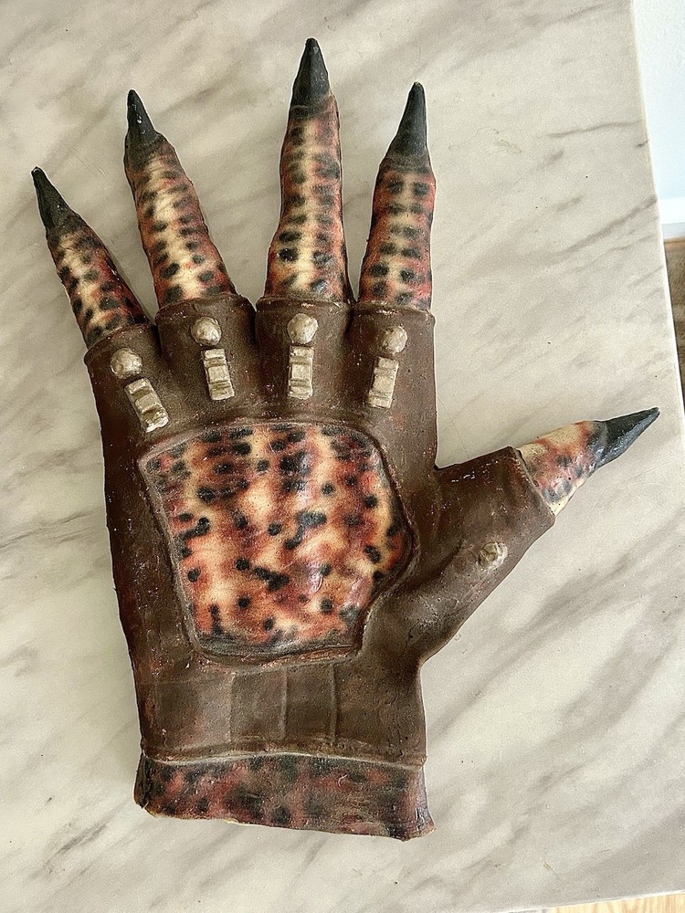 Predator 2 Prop Alien Costume Hands Creature Cosplay 1:1