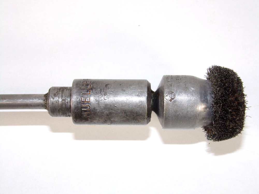 Mueller 2" Chip Sweeper 580902 for Low Pressure Line Stopper Fitting
