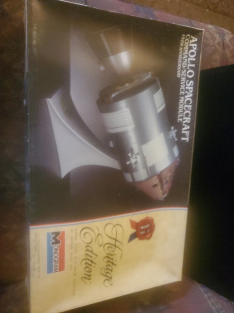 Monogram 1:32 Heritage Edition Apollo Spacecraft Command Service Module NEW. BD7