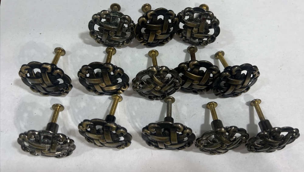 13 Pcs Knobs - Cabinet Handles - Drawer Knob Pulls