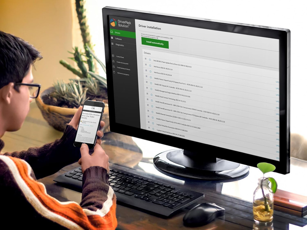 Computer IT Repair Bootable USB Flash Drive – Antivirus, Data Recovery & Passwor