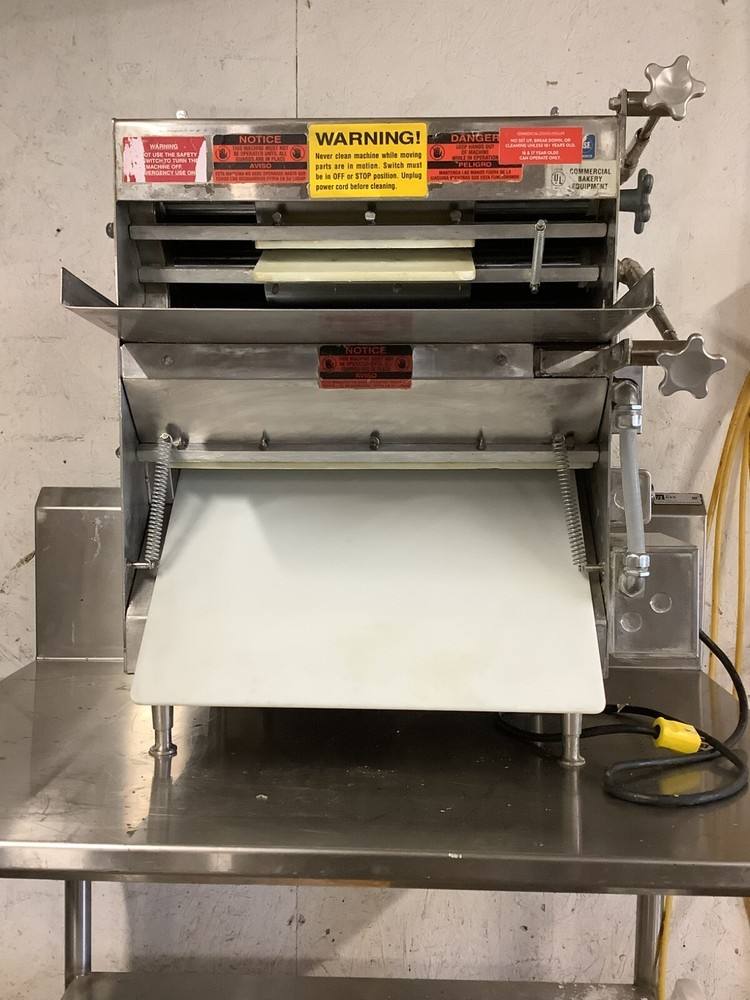Dough Roller Sheeter Acme MRS11 115V 1phTESTED
