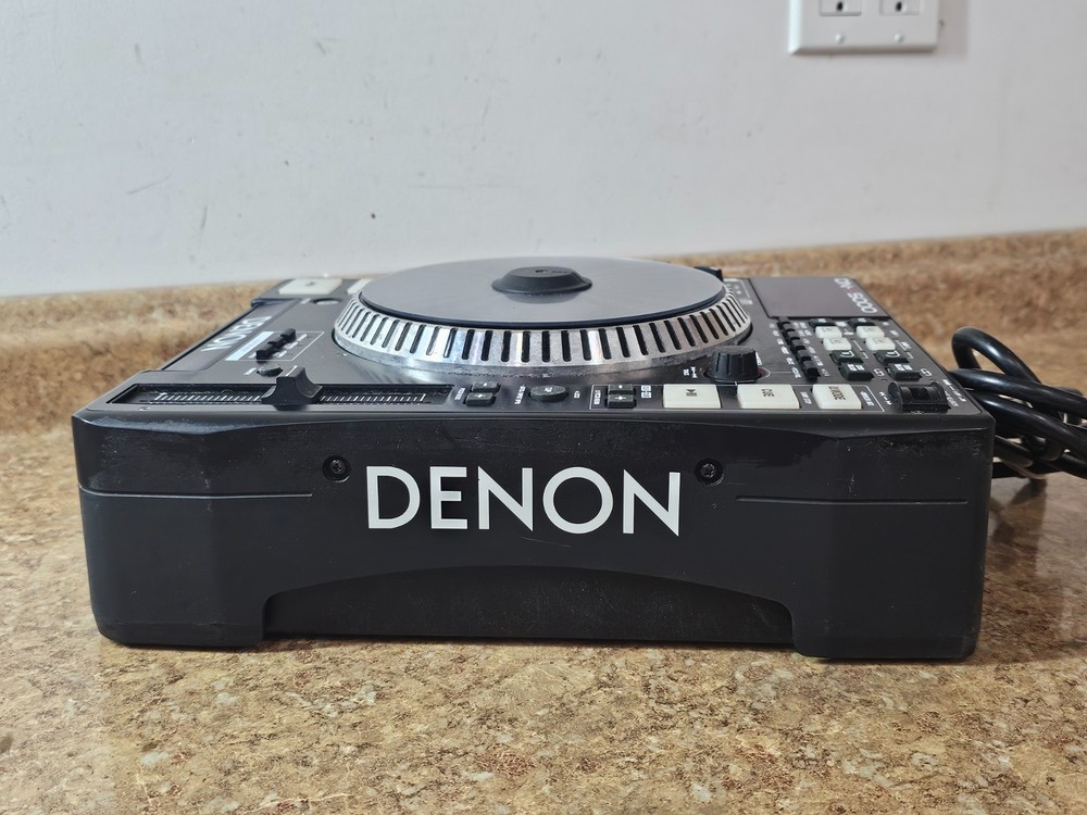 Denon DN-S5000 Digital CD Turntable DJ Controller *Missing Toggle Switch*