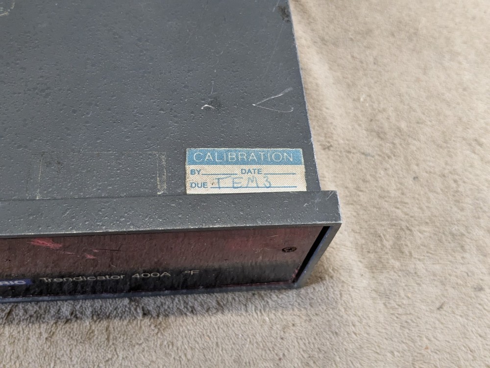 Doric Trendicator 400A Digital Temperature Indicator USED