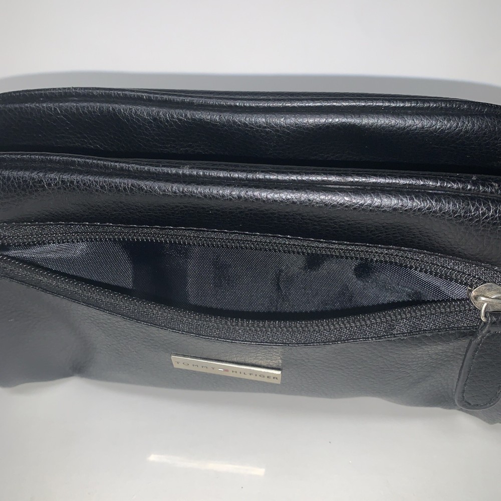 Tommy Hilfiger Small Hang Bag