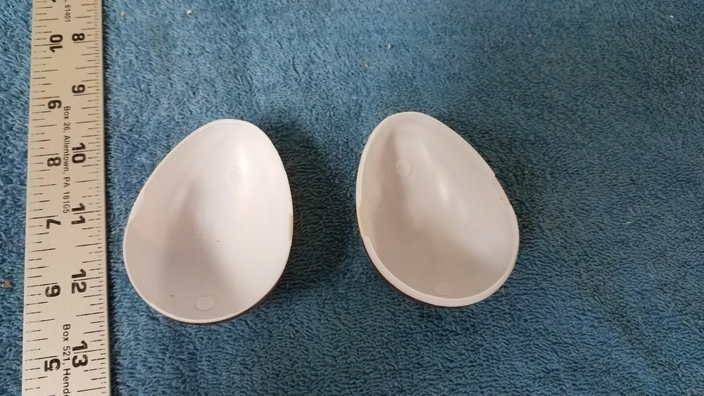 FILLABLE VINTAGE PLASTIC EASTER EGG
