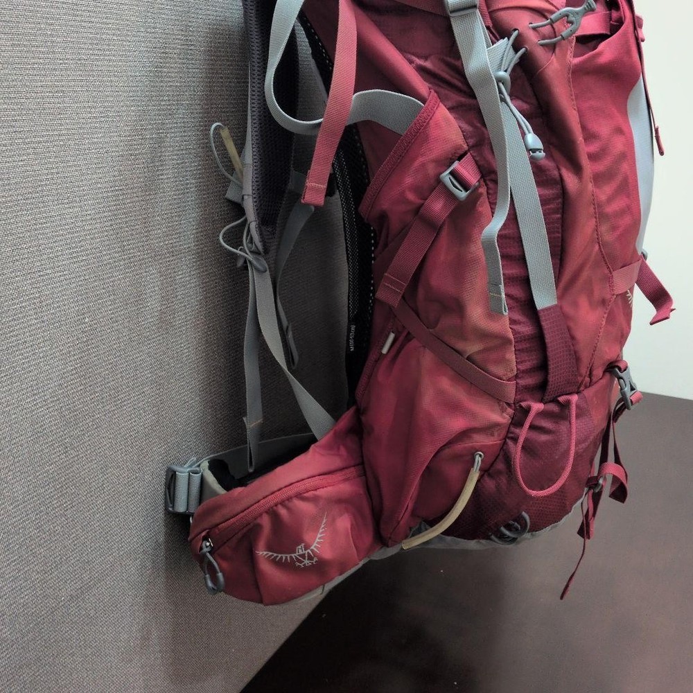 Osprey Aether 60 Backpack Large Capacity Trekking Climbing Used