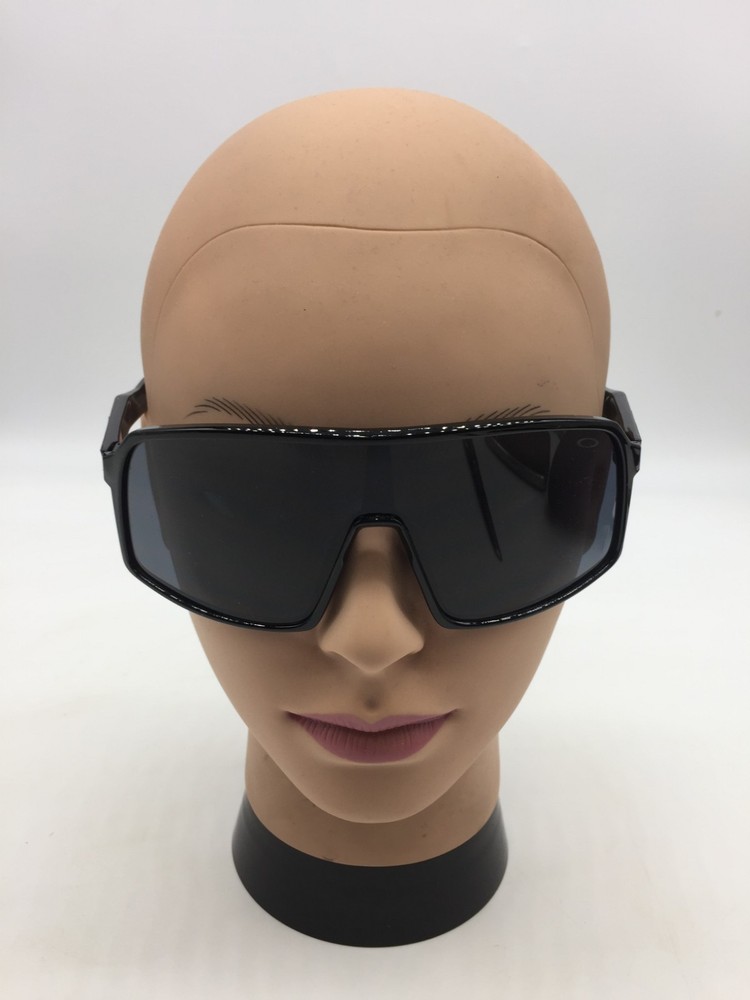 Oakley Active Black Sunglasses Blue Lens