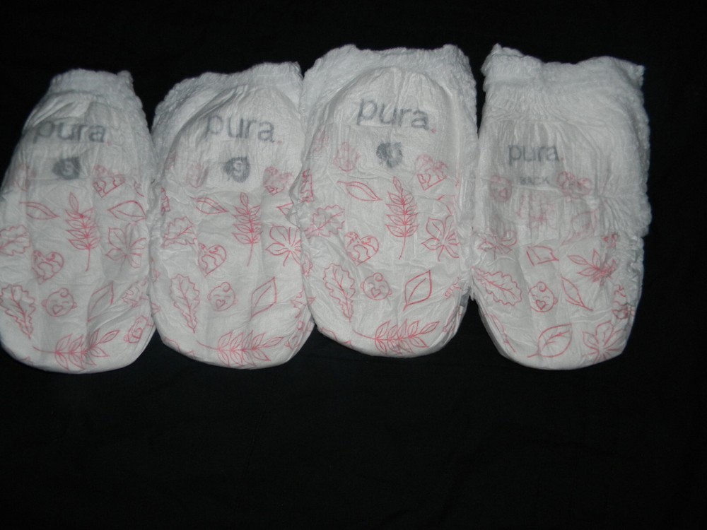 4 sample PURA Chlorine FREE Disposable Diapers pull-ons (48+Lbs) Size 9.