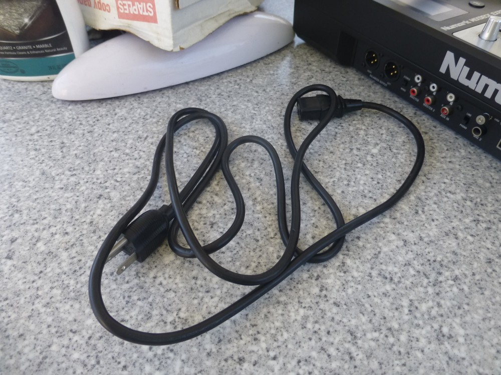 Numark Mixdeck Express Double Deck DJ Controller, USB, CD, MP3, Filter