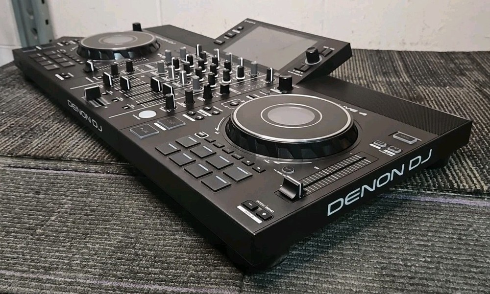 Denon DJ JP21 SC Live 4 Standalone DJ Controller System