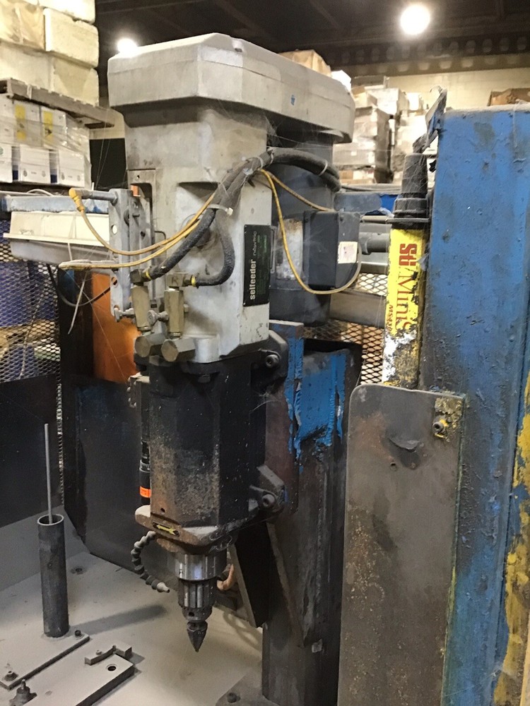 Selfeeder drill station