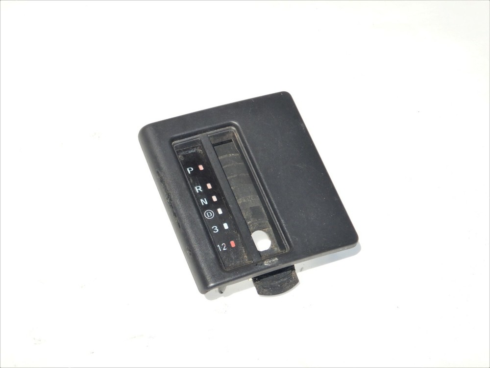 Jeep Cherokee XJ 97-01 Automatic Floor Shift Indicator Bezel Trim Auto Console